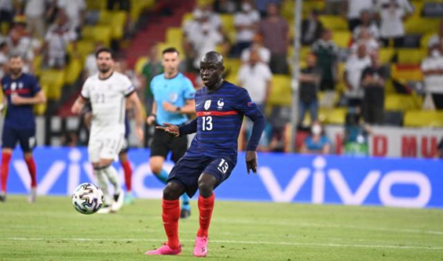 继续充当绿叶?躲在队友身影中的坎特才是法国基石